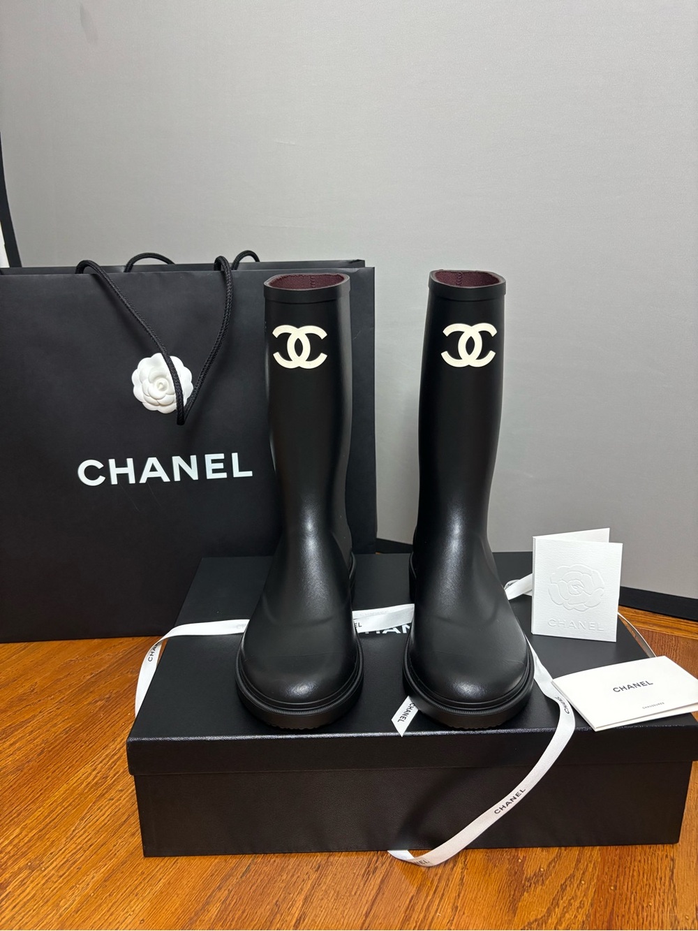 CHANEL BRAND NEW Black Rubber white CC Rain Boots size 42